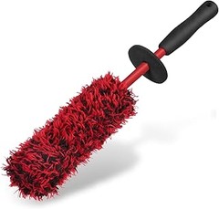 Eficacia de los Cepillos de Microfibra para Llantas Muy Sucias